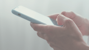 担任の先生からの電話