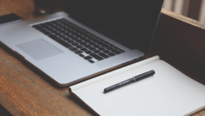 社会と家庭の責任の板挟みになることもある